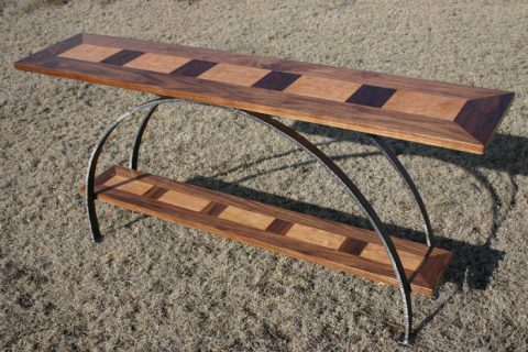 On the Rim Sofa Table