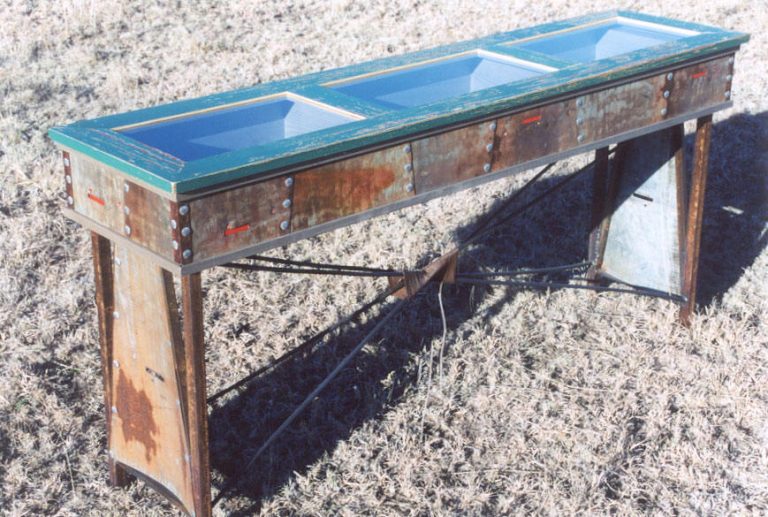 #0209 Wind Blade Reliquary Table