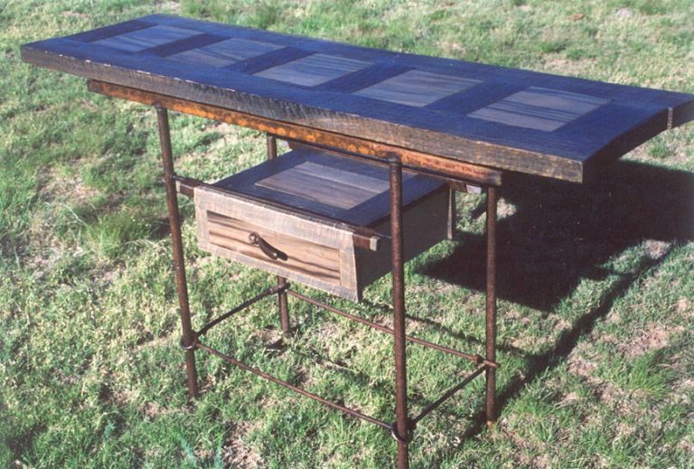 #0213 Endgate Hall Table