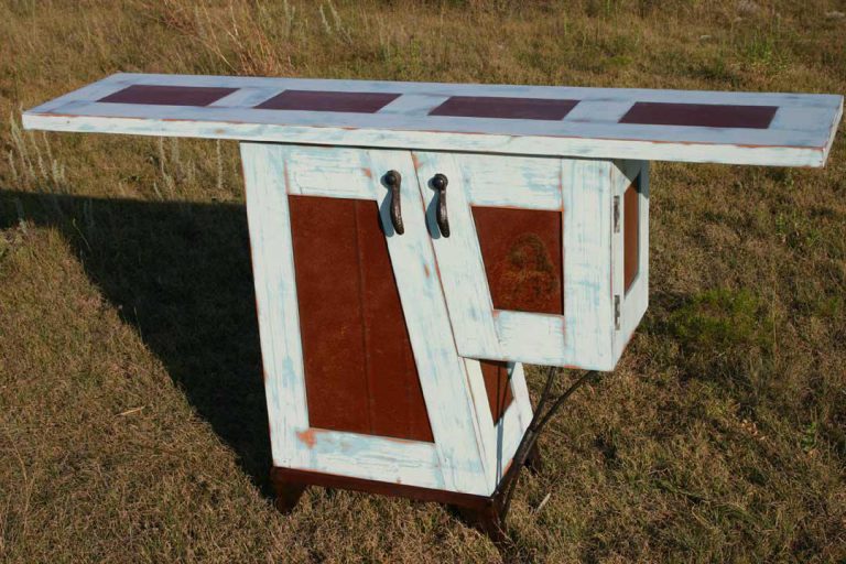 #0729 Packsaddle Table
